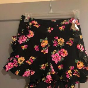 Abound floral shorts
